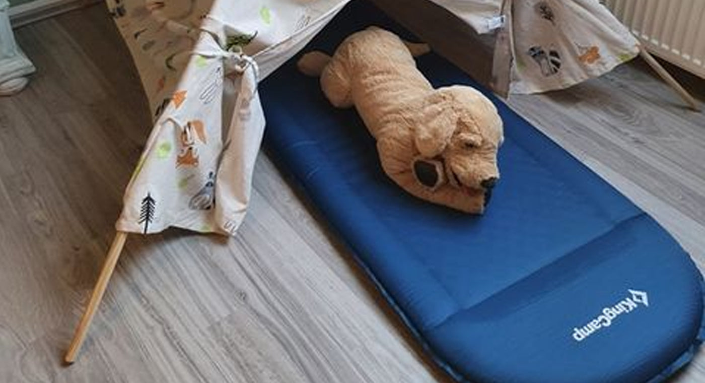 Outdoor Christmas Decorations With Kingcamp Gears