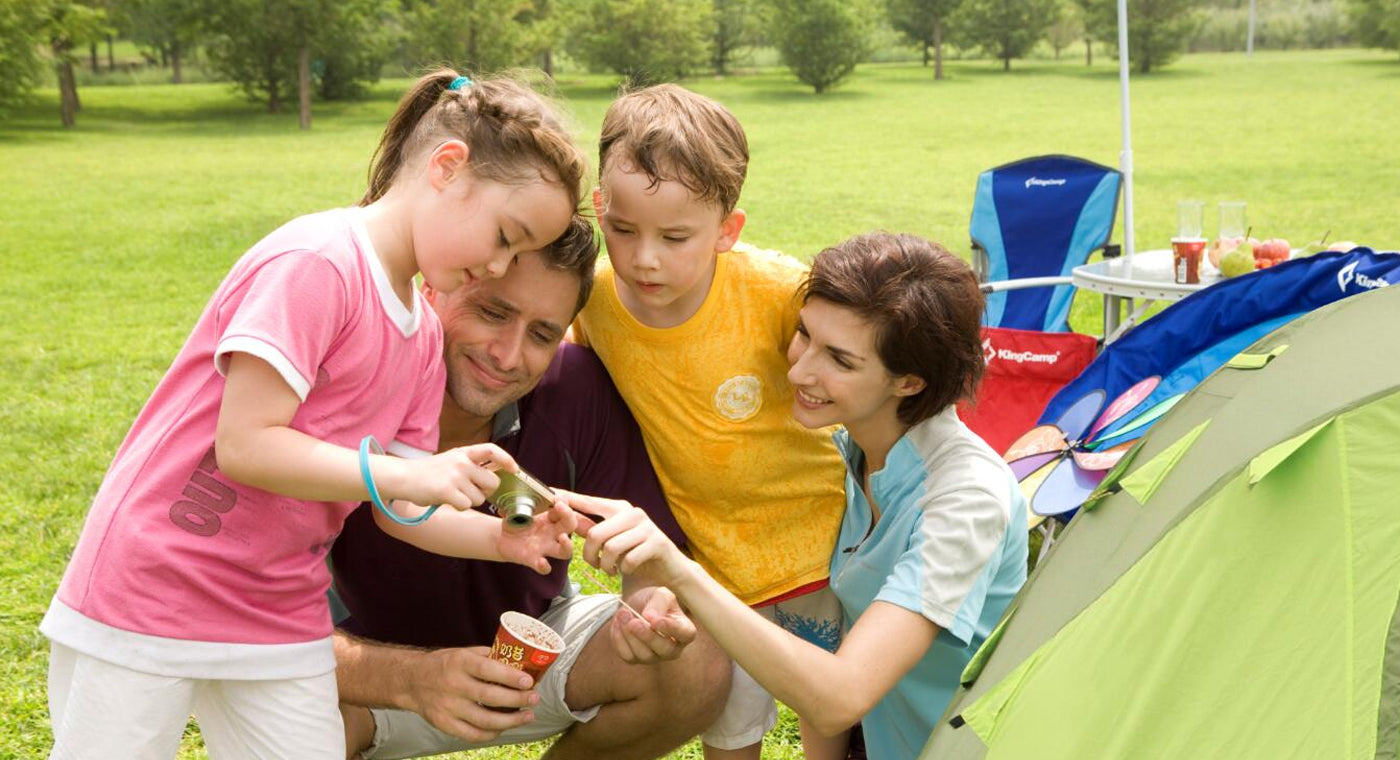 10 Tips For Keeping Kids Happy & Safe Outdoors