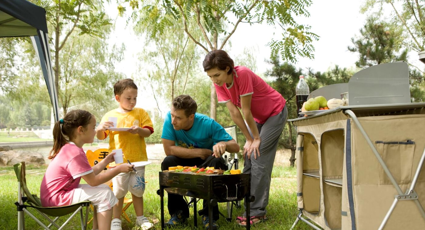 10 Ideas For Getting Outside & Into Nature In March