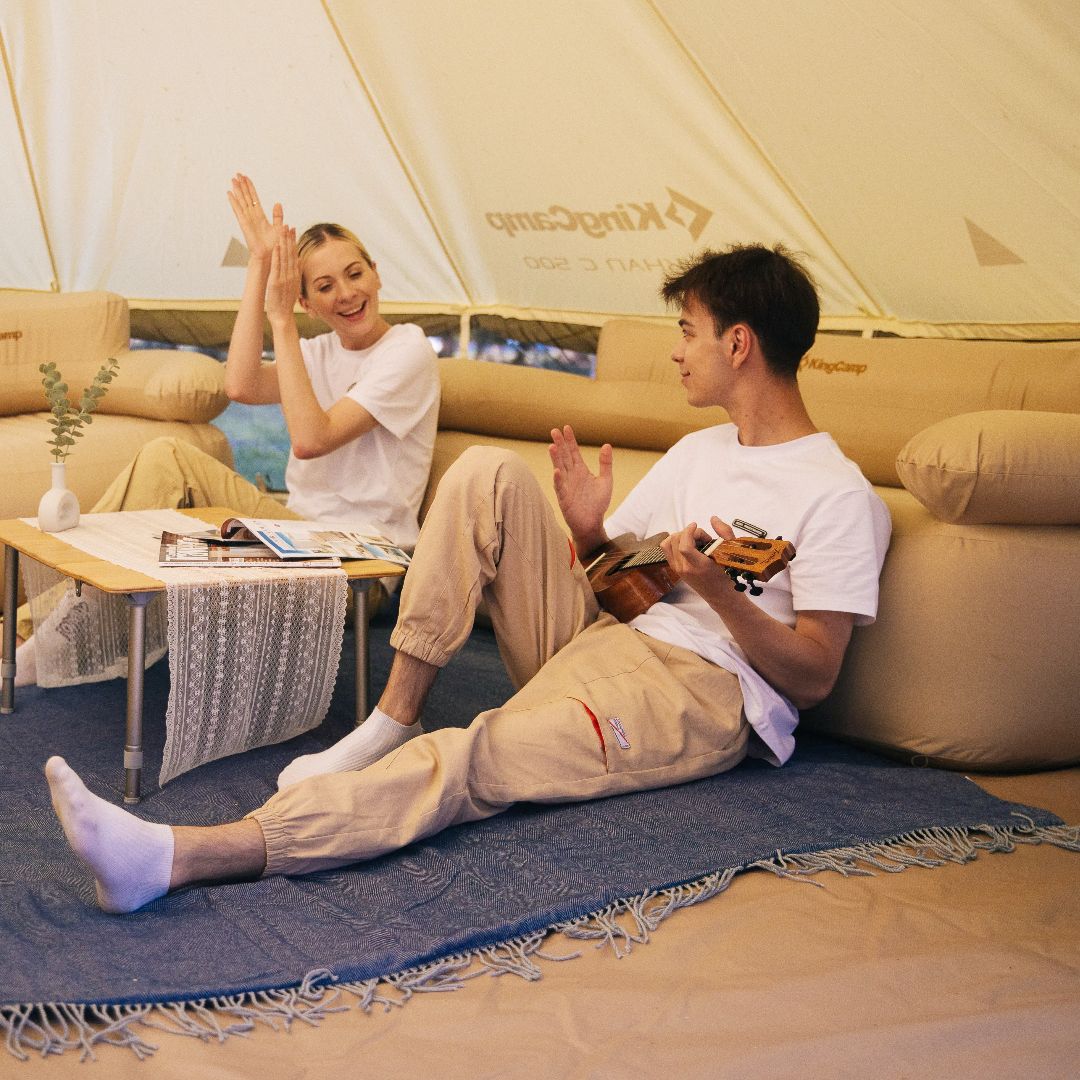 couch tent KingCamp Inflatable Sofa with a FREE Blanket – KingCamp Outdoors