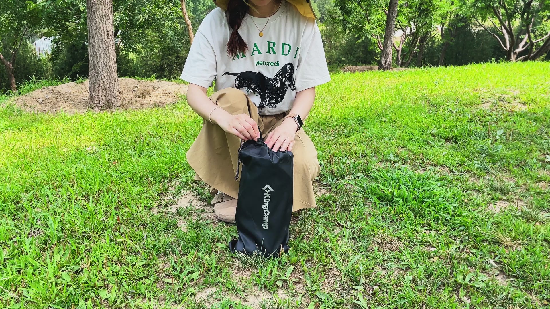 KingCamp PETS Elevated Dog Bowls