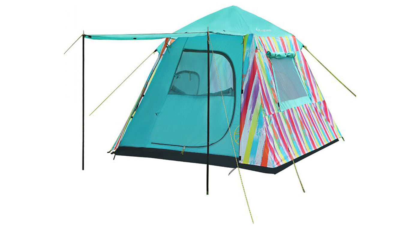 Gears For A Romantic Hiking & Camping Trip